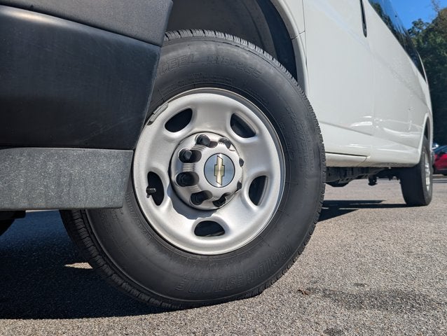 2024 Chevrolet Express Passenger LS