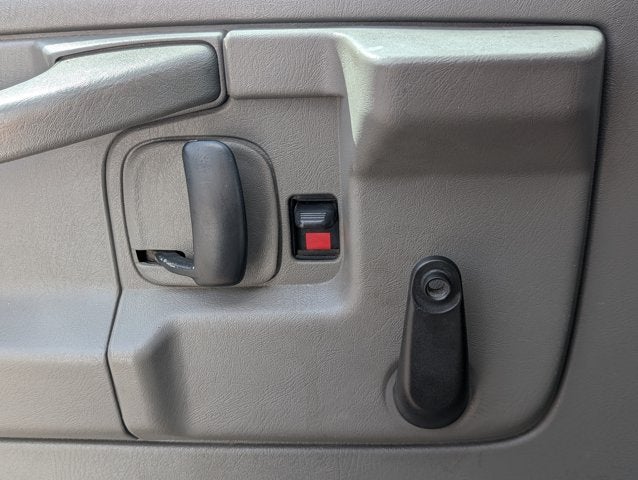 2014 Chevrolet Express Commercial Cutaway 3500 Van 139"