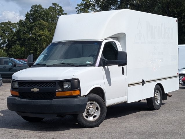 2014 Chevrolet Express Commercial Cutaway 3500 Van 139"