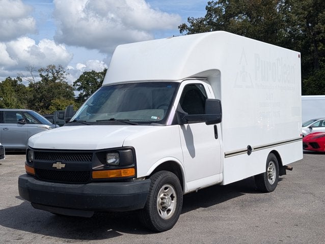 2014 Chevrolet Express Commercial Cutaway 3500 Van 139"
