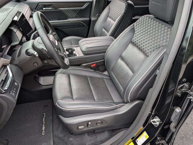2024 GMC Acadia FWD Denali
