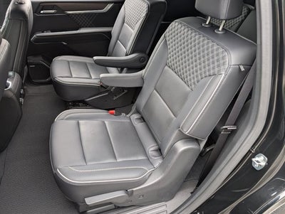 2024 GMC Acadia FWD Denali