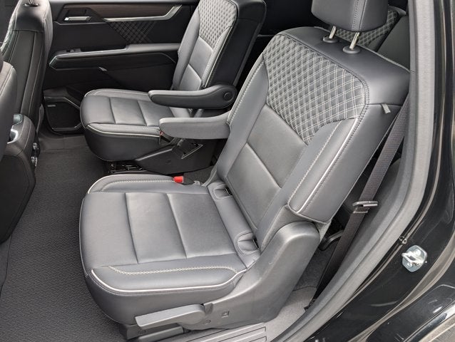 2024 GMC Acadia FWD Denali