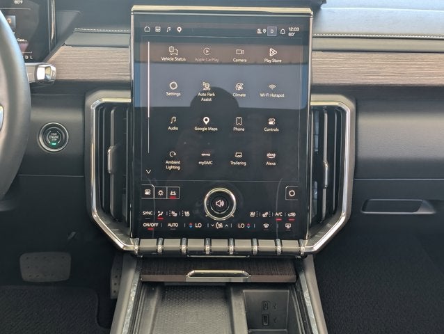 2024 GMC Acadia FWD Denali