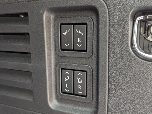 2024 GMC Acadia FWD Denali