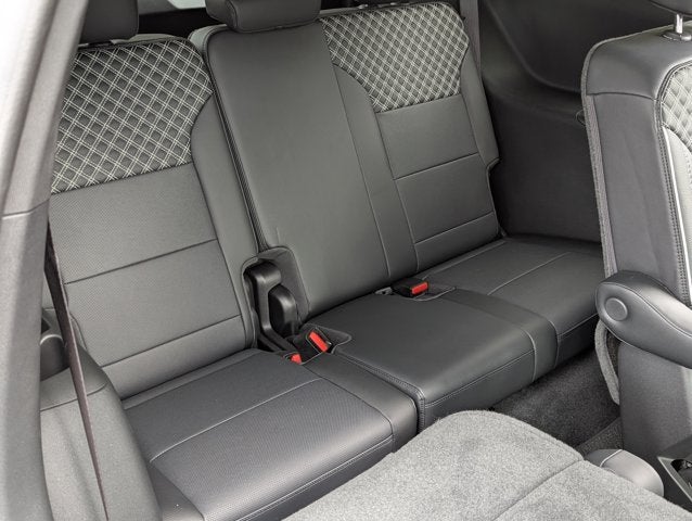 2024 GMC Acadia FWD Denali