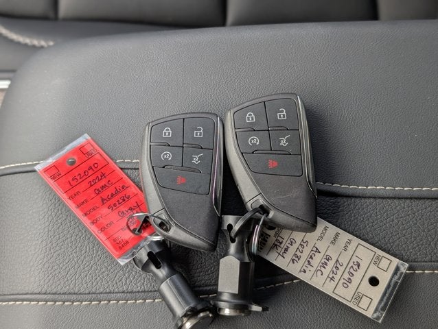 2024 GMC Acadia FWD Denali