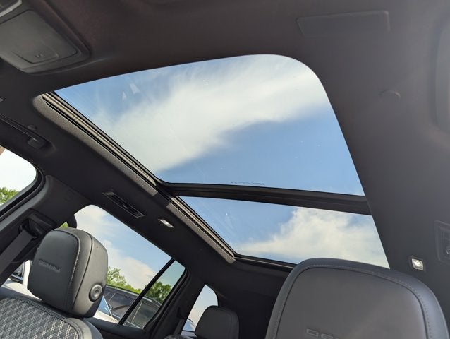 2024 GMC Acadia FWD Denali