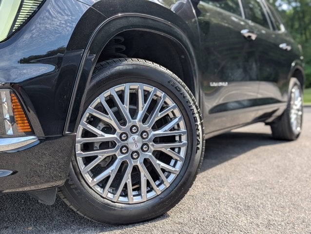 2024 GMC Acadia FWD Denali