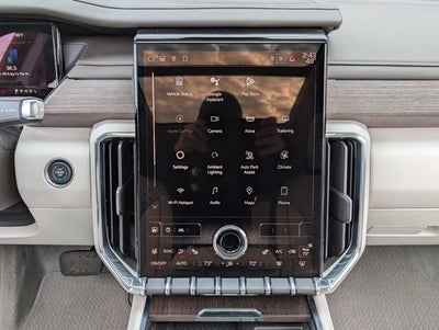 2024 GMC Acadia FWD Denali