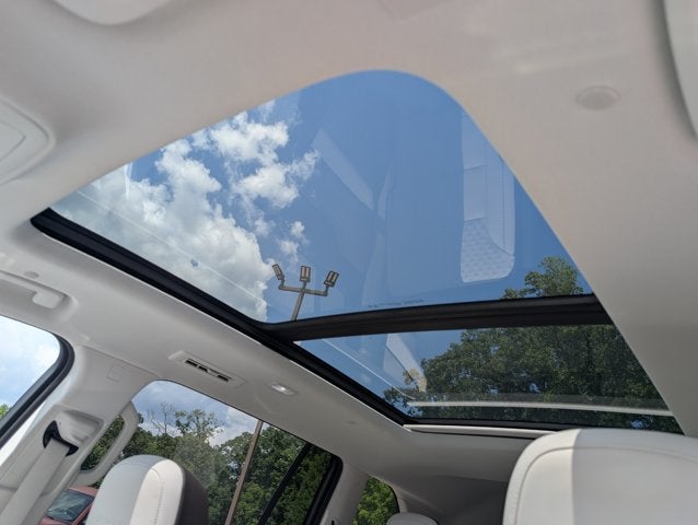 2025 GMC Acadia FWD Denali