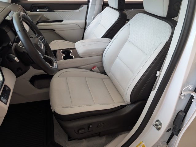 2025 GMC Acadia FWD Denali