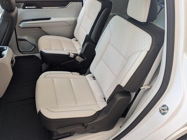 2025 GMC Acadia FWD Denali