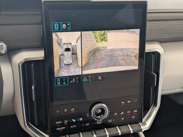 2025 GMC Acadia FWD Denali