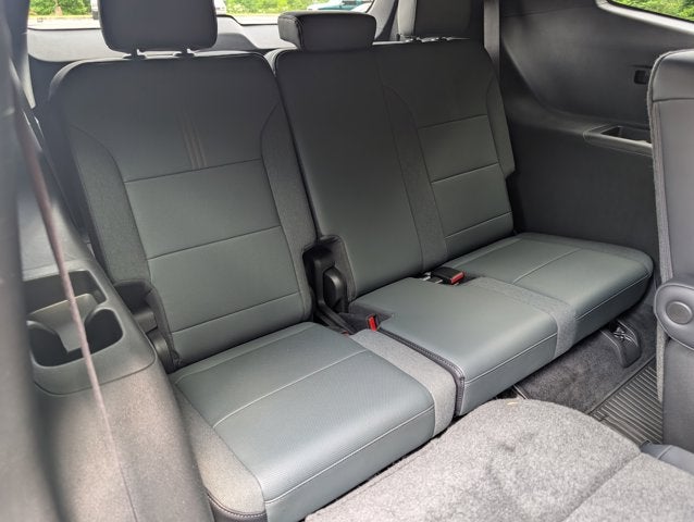 2024 GMC Acadia AWD AT4