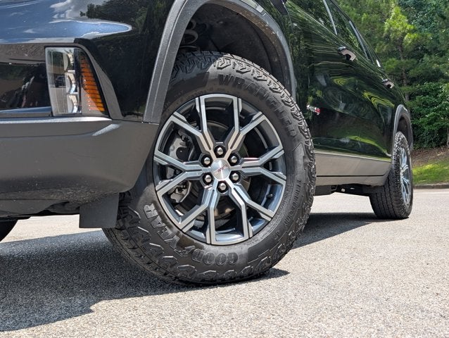 2024 GMC Acadia AWD AT4