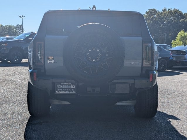 2025 GMC HUMMER EV SUV 2X