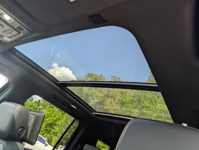 2021 Chevrolet Suburban RST