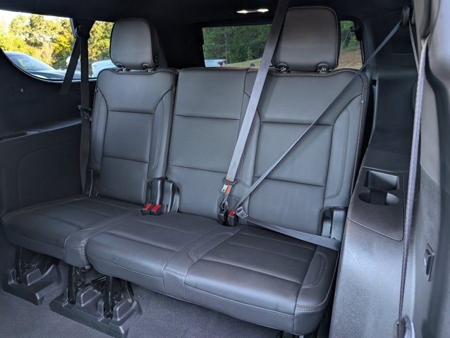 2022 Chevrolet Suburban High Country