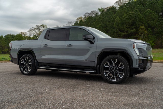 2024 GMC Sierra EV Denali Edition 1