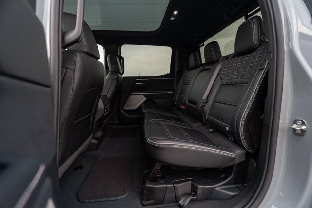 2024 GMC Sierra EV Denali Edition 1