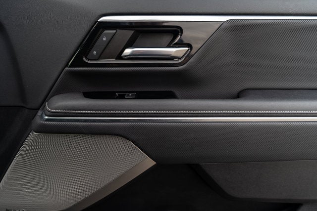 2024 GMC Sierra EV Denali Edition 1