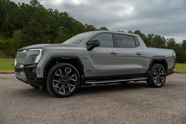 2024 GMC Sierra EV Denali Edition 1