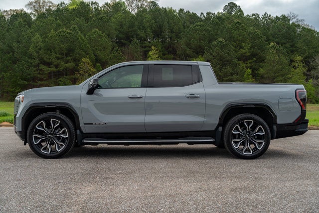 2024 GMC Sierra EV Denali Edition 1