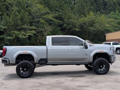 2025 GMC Sierra 2500HD Denali