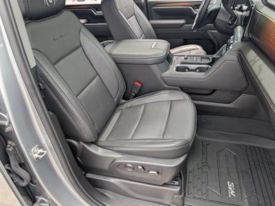2025 GMC Sierra 2500HD Denali