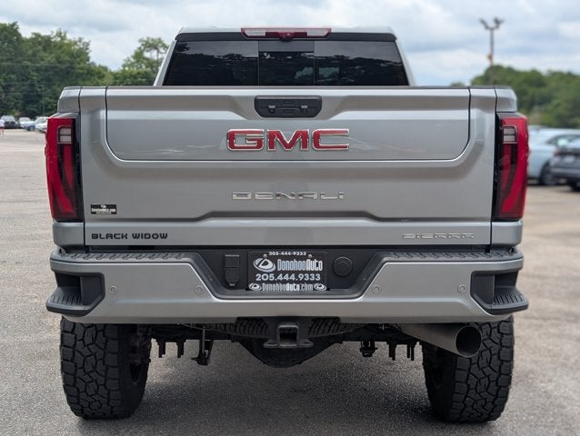 2025 GMC Sierra 2500HD Denali