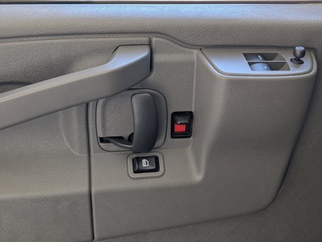 2022 GMC Savana Cargo Van RWD 3500 155"
