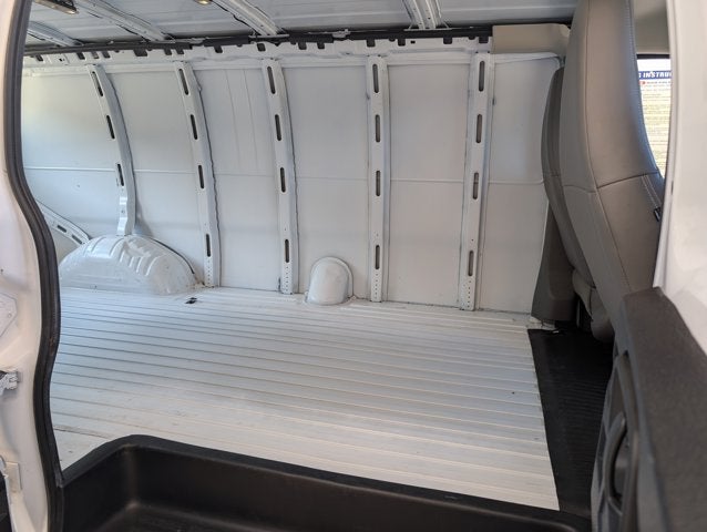2022 GMC Savana Cargo Van RWD 3500 155"
