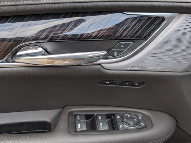 2025 Cadillac XT6 FWD Premium Luxury