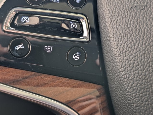 2018 Cadillac Escalade Luxury