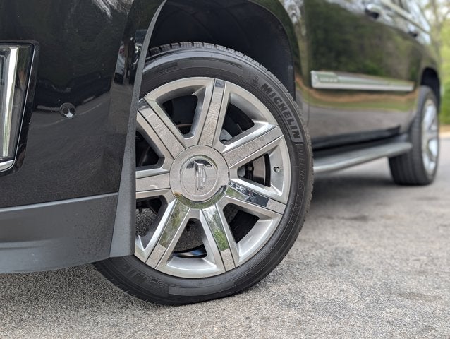 2018 Cadillac Escalade Luxury