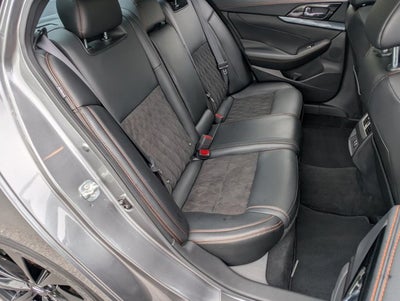 2022 Nissan Maxima SR