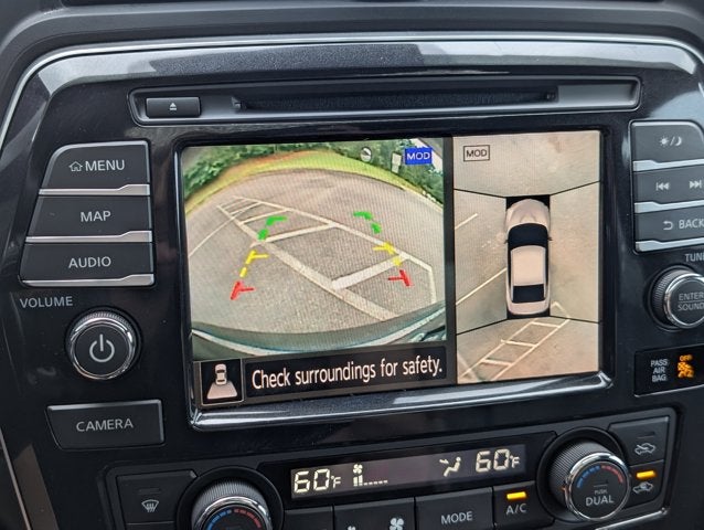 2022 Nissan Maxima SR