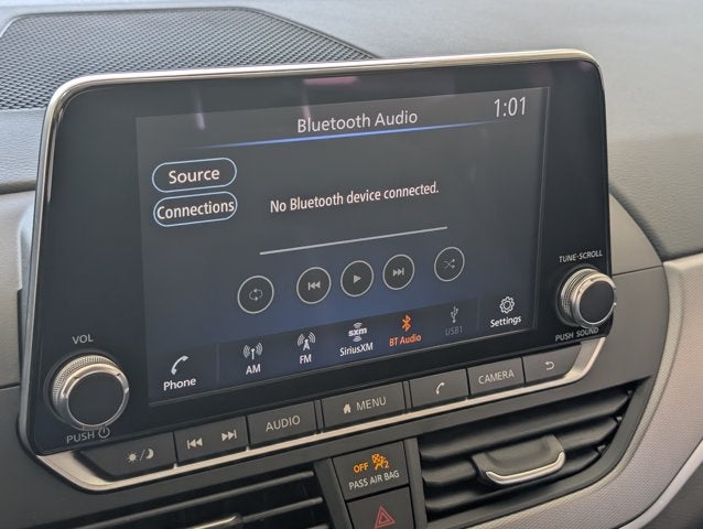 2025 Nissan Altima SR