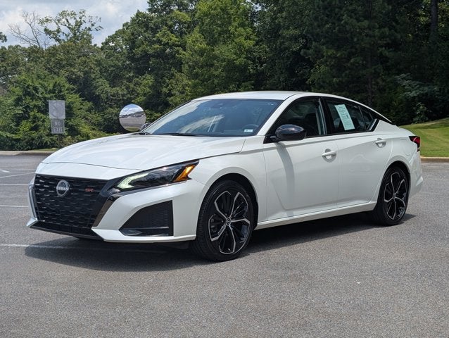 2025 Nissan Altima SR