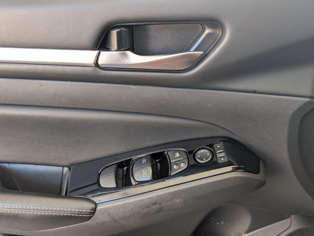 2025 Nissan Altima SL