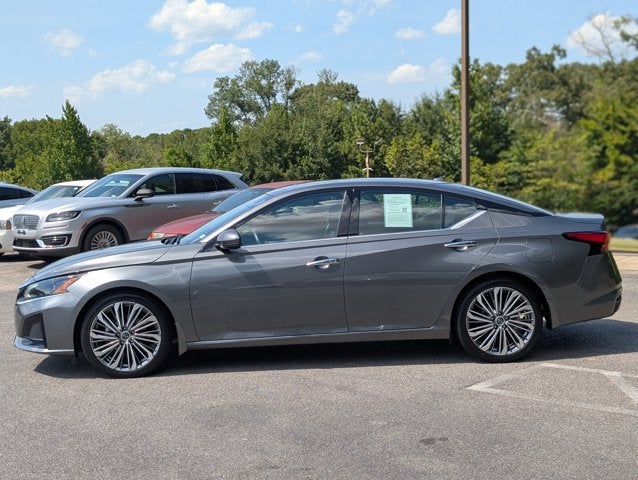 2025 Nissan Altima SL