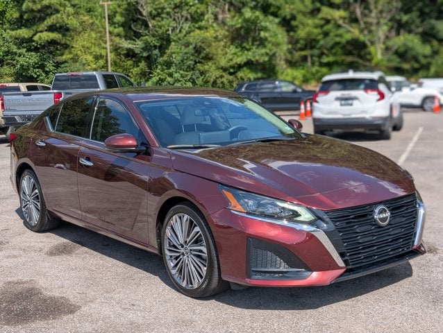 2025 Nissan Altima SL
