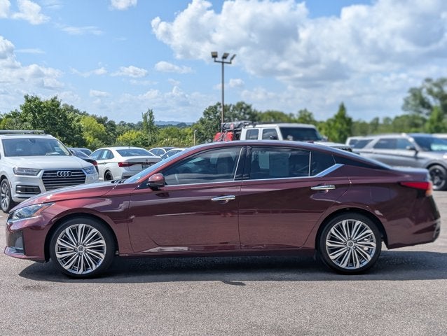 2025 Nissan Altima SL