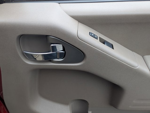 2017 Nissan Frontier SV V6