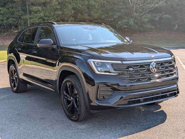 2026 Volkswagen Atlas Cross Sport 2.0T SEL R-Line Black