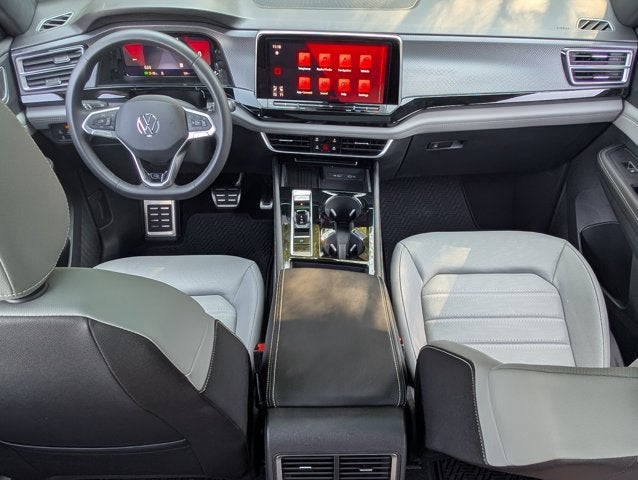 2026 Volkswagen Atlas Cross Sport 2.0T SEL R-Line Black