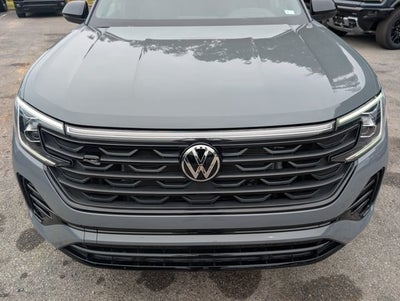 2026 Volkswagen Atlas Cross Sport 2.0T SEL R-Line Black