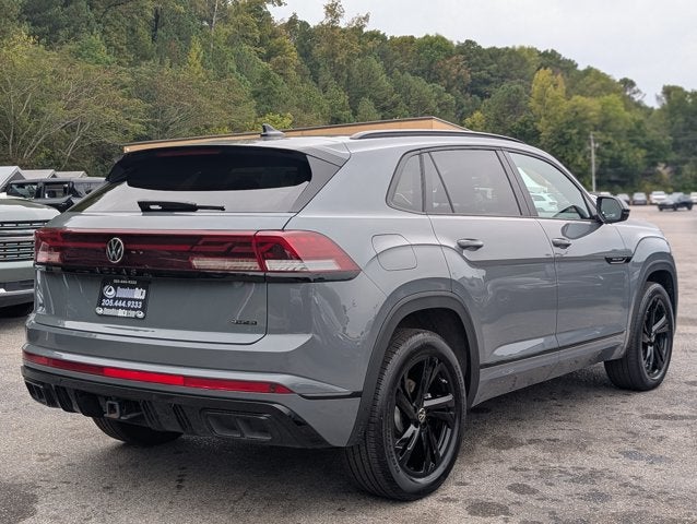 2026 Volkswagen Atlas Cross Sport 2.0T SEL R-Line Black
