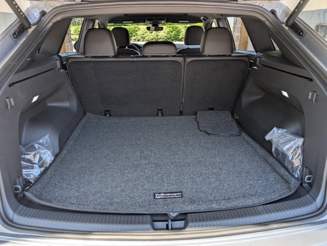 2025 Volkswagen Atlas Cross Sport 2.0T SEL